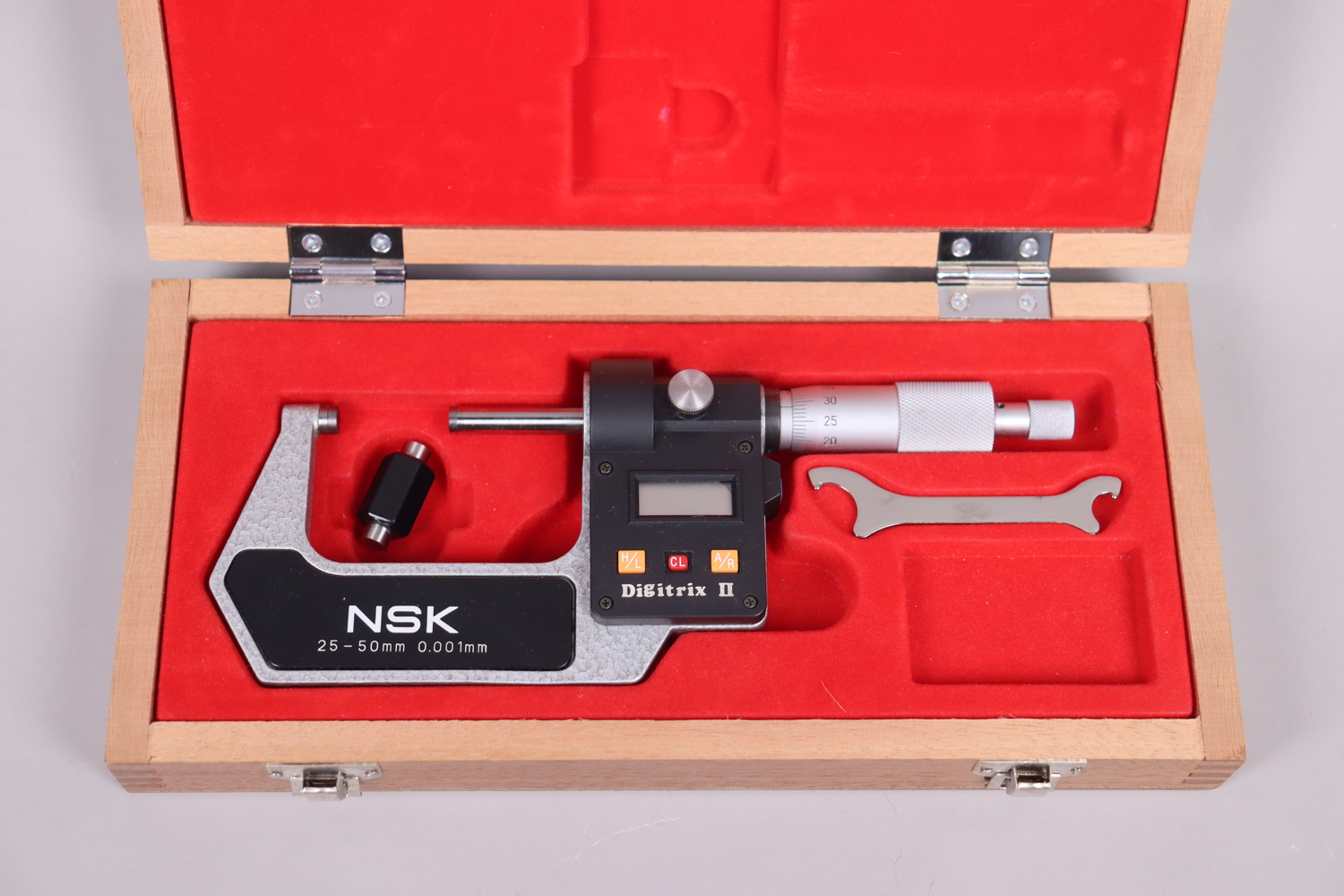 NSK Digitrix II Elektronisk Mikrometer Auktion se nsk-digitrix-ii-elektronisk-mikrometer-auktion-se
