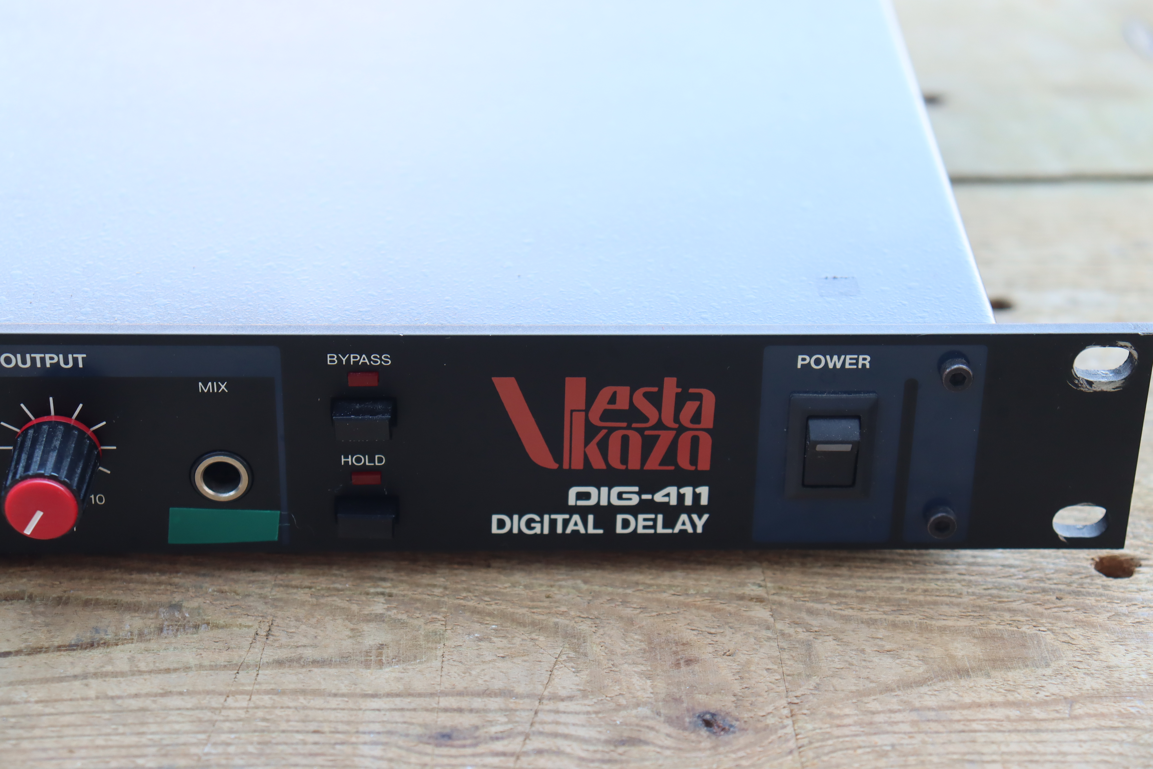 Vesta Kozo DIG-411 Digital Delay - R | Auktion markusauktioner.se