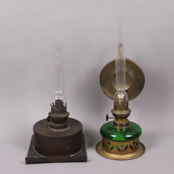 Äldre lanterninsats samt fotogenlampa för vägg/bord, 1800/1900-tal_48714a_8dc3689da7a5dc0_lg.jpeg